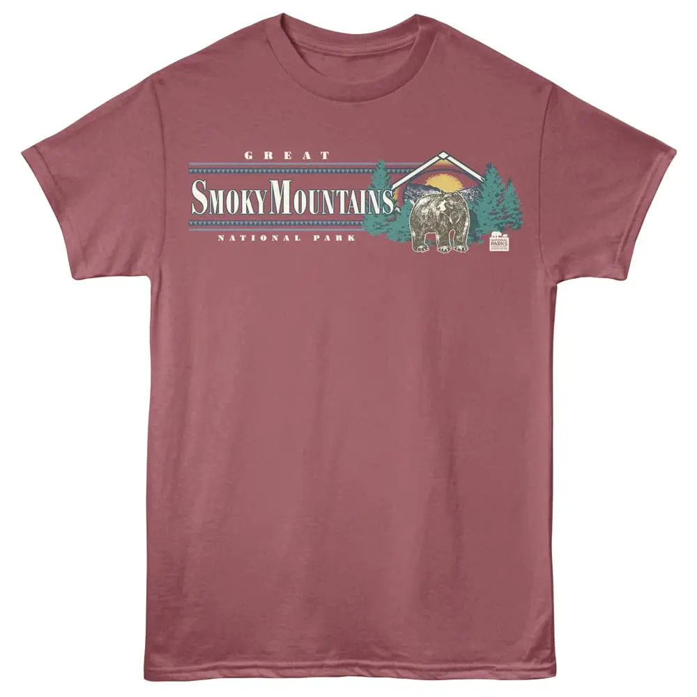 Vintage Smoky Mountains National Park graphic tee for outdoor lovers. Perfect for hiking, camping, and adventure enthusiasts.