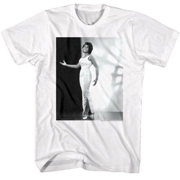 Aretha Franklin Stage Presence Men’s T Shirt