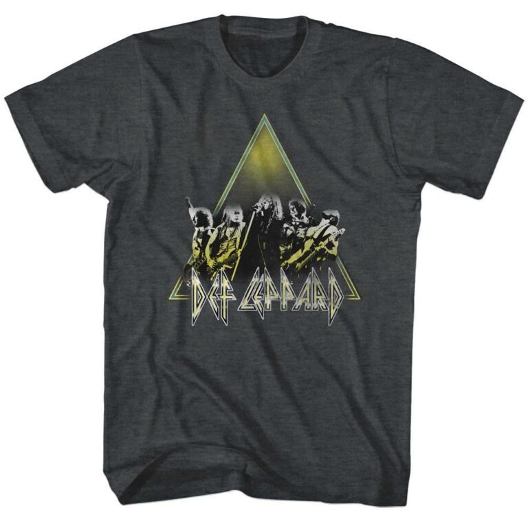 Def Leppard Performing Live T-Shirt