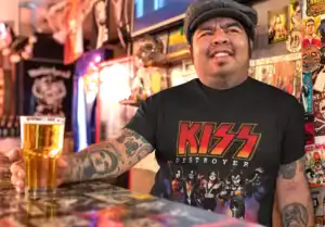 Kiss Destroyer Album Men’s T Shirt