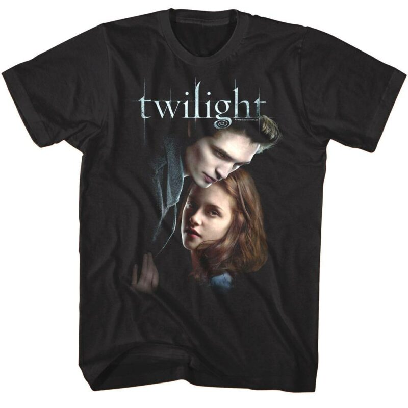 Twilight Ed and Bella Embrace Men’s T Shirt