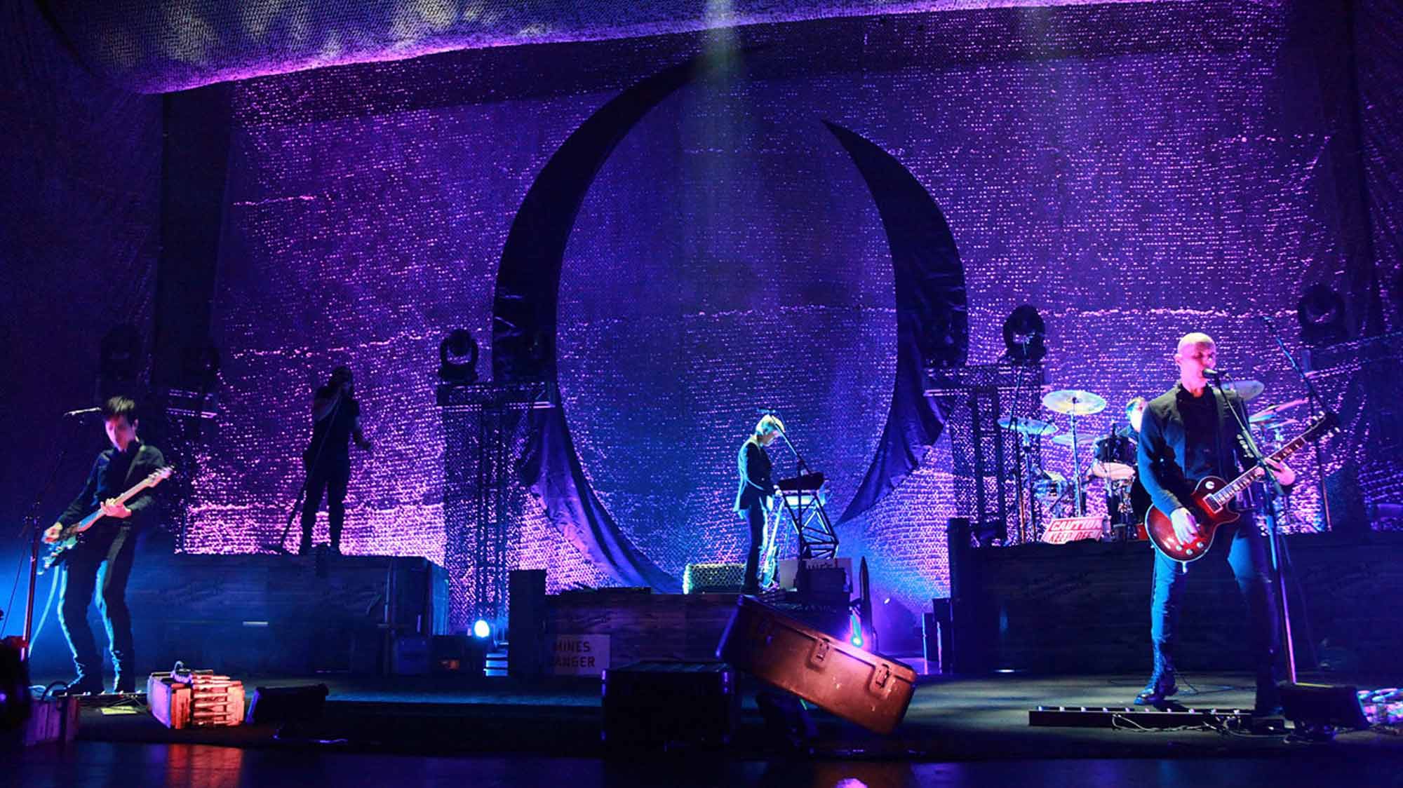 a perfect circle stage