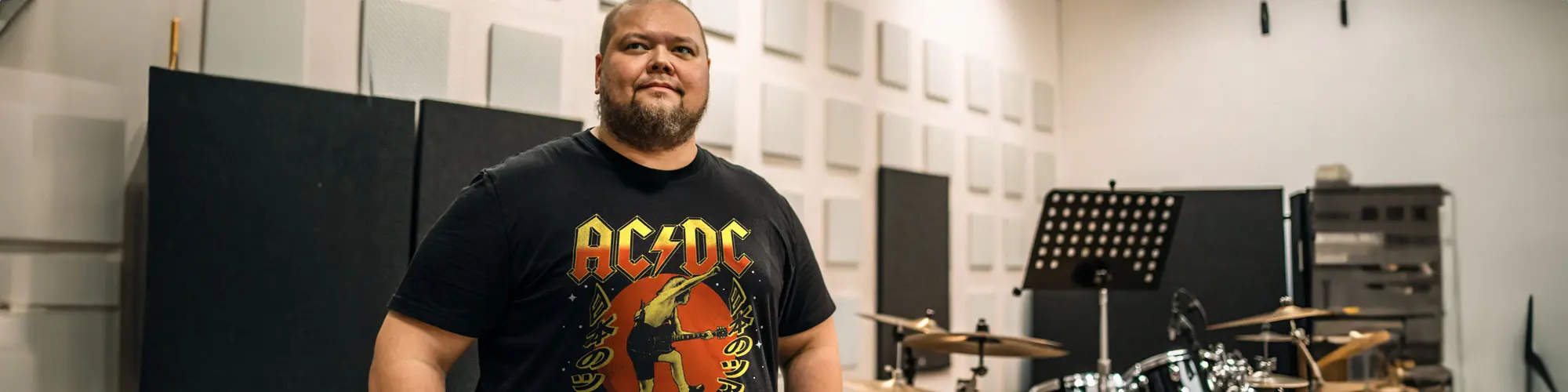 ACDC Big and tall header