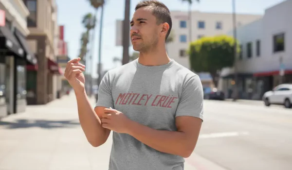 Motley Crue Vintage Band Logo Men’s T Shirt