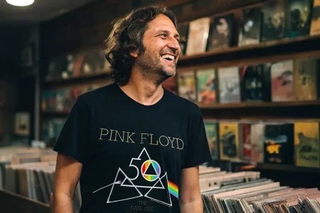 Dark side of the moon 50th anniversary tee