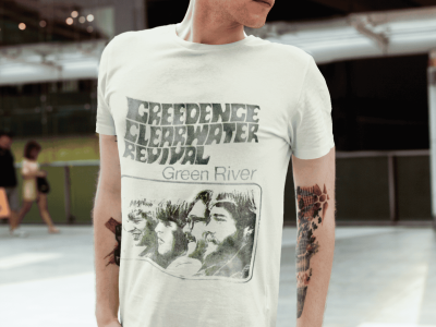 ccr-of-a-stylish-man-wearing-a-t-shirt-at-a-mall-2198-el1