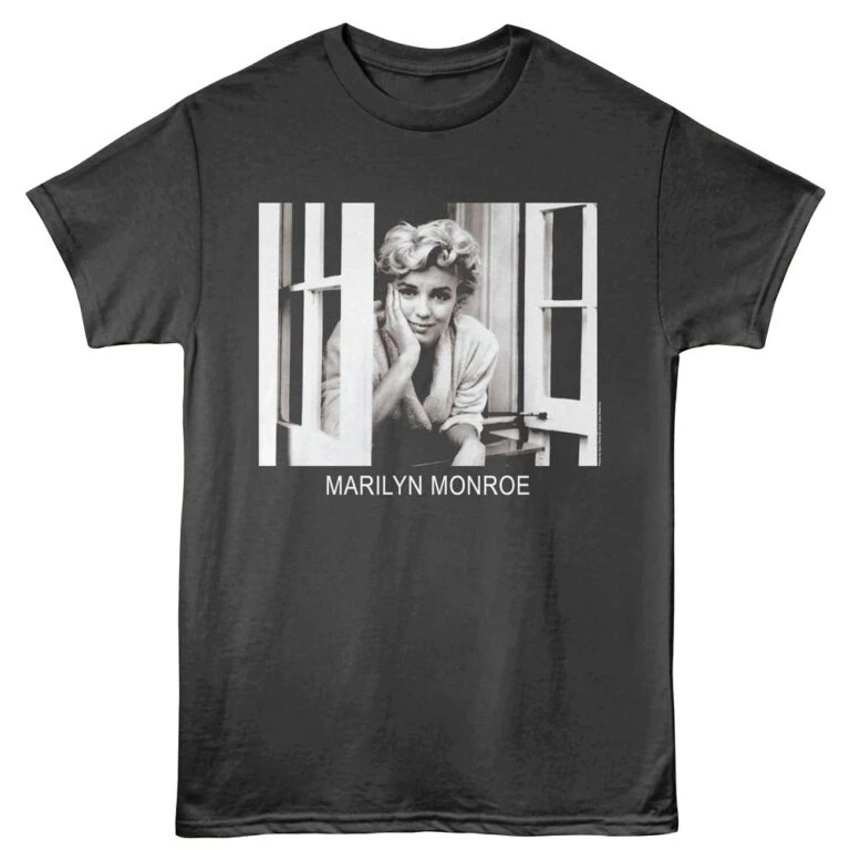 Marilyn Monroe from the Window Men’s T Shirt