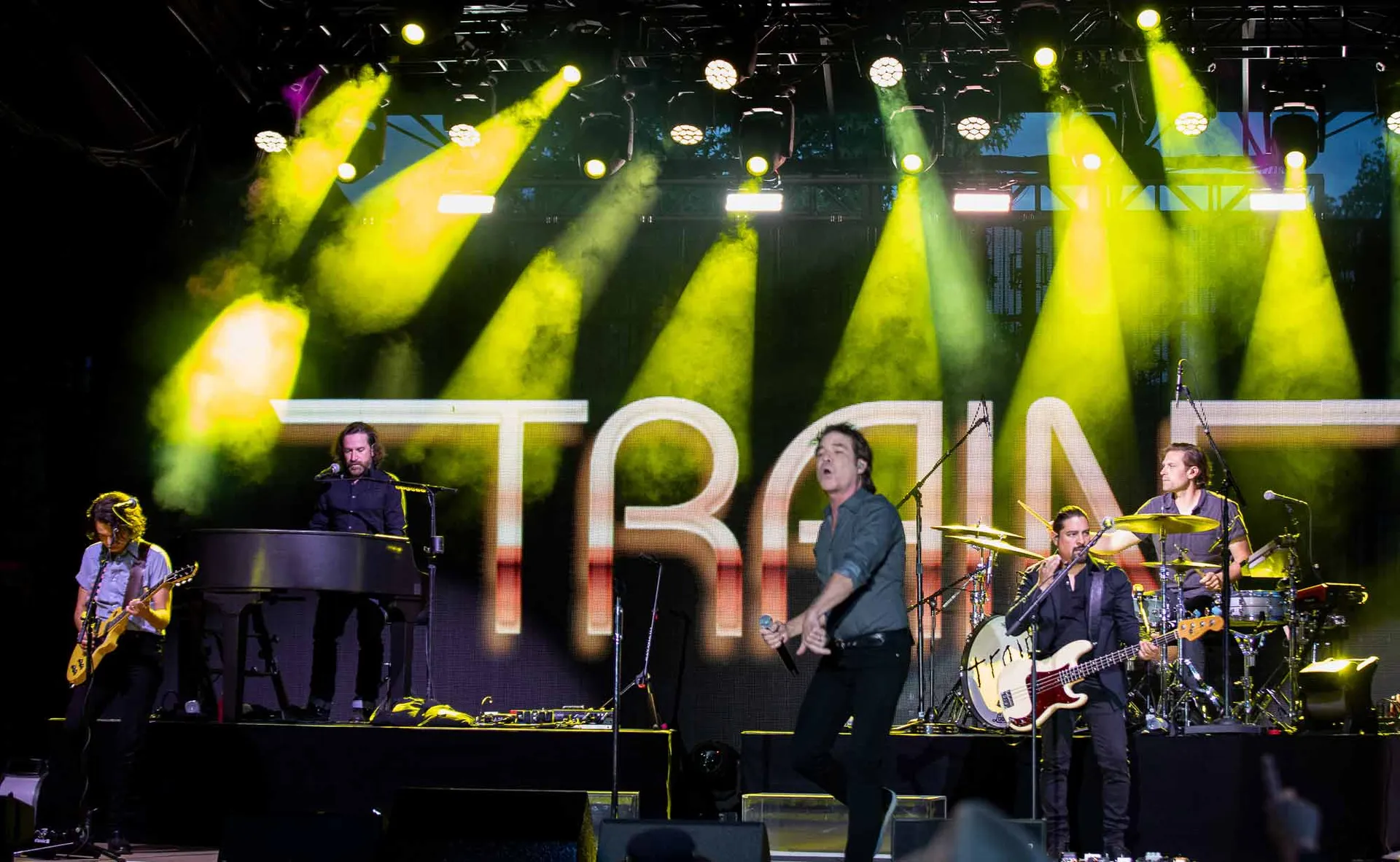 train stage